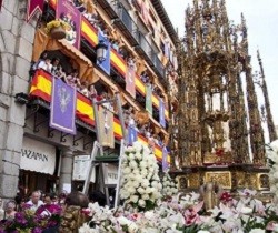 La procesión del Corpus de Toledo es una de las más bellas que se pueden contemplar