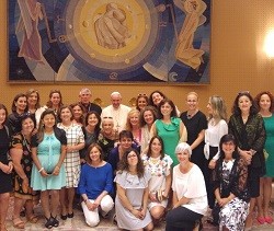 El Papa recibió a este grupo de mujeres que encabezaba el arzobispo de Toledo