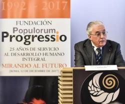 El laico uruguayo Guzmán Carriquiry, de la Pontificia Comisión para América Latina, al presentar el aniversario