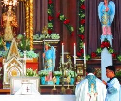 Misa de la Inmaculada en Filipinas - desde el siglo XVI es patrona de las islas