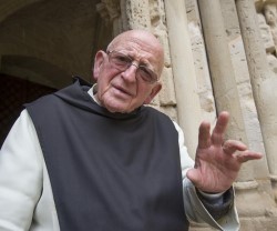 Paco Martínez Soria, monje de Poblet desde 1990, habla de su padre actor