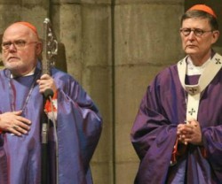 El cardenal Marx junto con el obispo Woelki