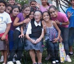 La hermana Mariana, infatigable contra la pobreza: muere a los 94 años y todo Gaucho Rivero llora