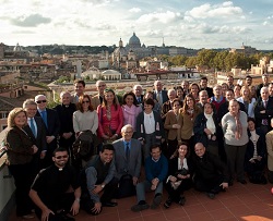 Ayudar y atender las vocaciones al sacerdocio: una peregrinación a Roma pone cara a estos jóvenes