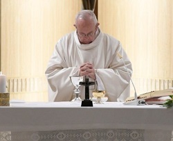 El Papa presidió la Eucaristía en la Casa Santa Marta