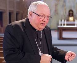 El obispo de Madison alerta de una «subcultura homosexual» en la jerarquía que es «devastadora»