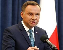 El presidente polaco propone un referéndum para incluir los valores cristianos en la Constitución