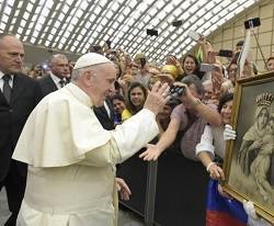 El Papa dijo que si se vive una vida coherente el anuncio de la Iglesia será escuchado mejor y será más creíble