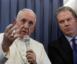 El Papa Francisco durante la rueda de prensa