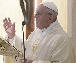 El Papa afirma que frente a los que buscan «escándalo», la respuesta es el «silencio» y la «oración»