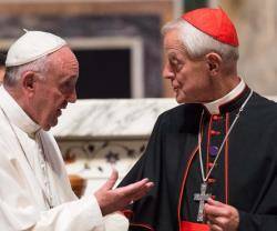 El Papa Francisco con el cardenal Wuerl... ya tenía 77 años pero la renuncia va ligada a la crisis en la iglesia norteamericana