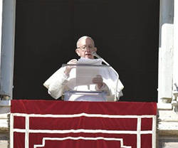 Ángelus del Papa: «Estar atentos y siempre listos para cuando se nos llame a rendir cuentas»