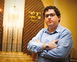 El rabino Gustavo Kraselnik ha querido aportar su granito de arena a la Jornada Mundial de la Juventud de Panamá