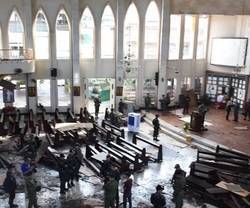 Atentado con dos hombres-bomba suicidas en la catedral de Jolo, que ha dejado 18 muertos y docenas de heridos