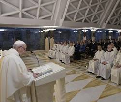 El Papa recordó que muchas veces los cristianos se escudan en respuestas de compromiso, que en el fondo están vacías