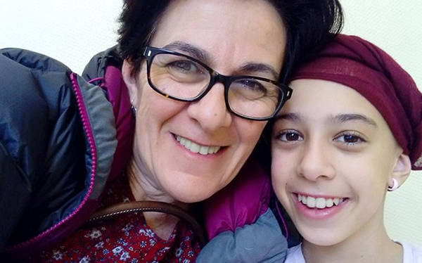 Fe, alegría y una enfermedad rara: «Mamá, no es tan malo el cáncer: ¡estamos juntitas todo el día!»
