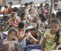 Más de 10.000 niños filipinos son apátridas y sin derechos, nuevo desafío para la Iglesia filipina