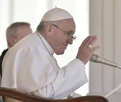 El Reino de Dios no se establece en el mundo «por la violencia» sino con «mansedumbre», dice el Papa