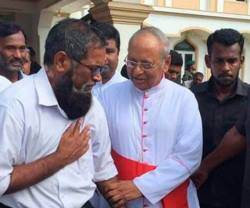 Tres semanas después de los atentados de Pascua, las iglesias y escuelas de Sri Lanka abren de nuevo