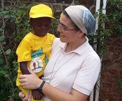Victoria Braquehais en su misión en Congo - hay mil misioneros  católicos españoles en África y piensan permanecer
