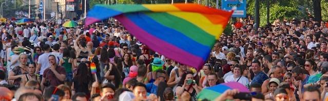 10 testimonios de homosexuales que dejaron la vida gay: una respuesta al «Orgullo»