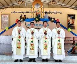 Sacerdotes salesianos ordenados en Myanmar en 2018.