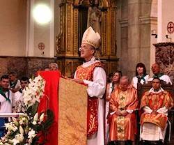 El obispo de Huesca, Julián Ruiz Martorell, ha recordado que los funerales deben atenerse al ritual de exequias.