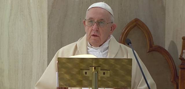 El Papa pide rezar por los políticos «para que encuentren el camino correcto» en la «post-pandemia»