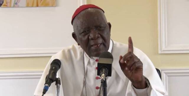 Dejan marchar al cardenal Tumi, negociador secuestrado en Camerún por separatistas ambazonianos 