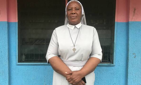 La hermana Matylda, la monja que salva la vida a bebés y niños abandonados acusados de ser «brujos»