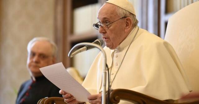 El Papa Francisco enseña a orar con la Biblia: se hace desde la Tradición y con el Espíritu Santo