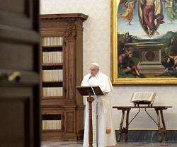 El Papa Francisco comenta el pasaje del ángel y la tumba vacía junto al cuadro que lo ilustra