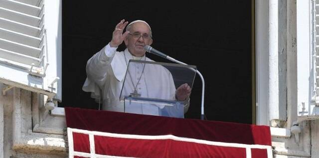El Papa Francisco predicó sobre aprovechar el verano para descansar de verdad, con oración y contemplación y trato con Dios