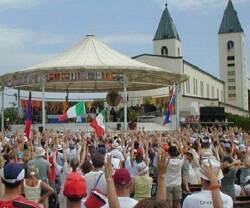 El Mladifest es el festival de Jóvenes de Medjugorje cada verano, con música, oración, confesión y amistad