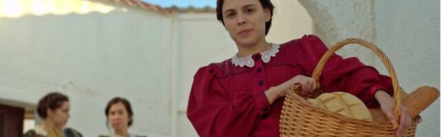 La película Petra de San José se centra sobre todo en la llamada vocacional de la joven Ana Josefa... y no faltan los milagros de San José