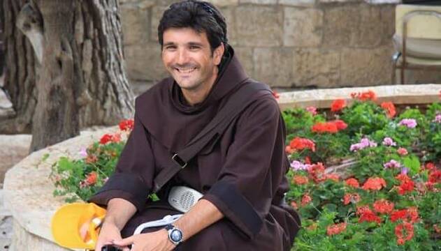 El Camino de Santiago ha marcado la vocación y también el ministerio de fray Paco Castro, franciscano.