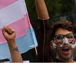La ley trans en España puede usarse para facilitar la violencia contra las mujeres de verdad