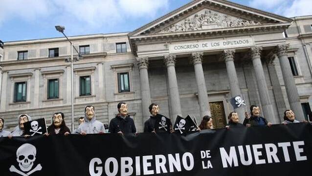 El grupo Vividores denunciaba al Gobierno de Sánchez como Gobierno de la Muerte por implantar la eutanasia