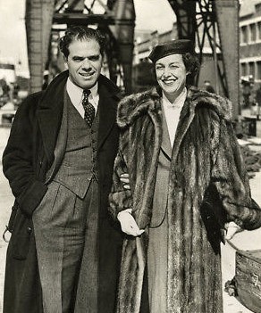 Frank y Lou, en Londres en 1937.