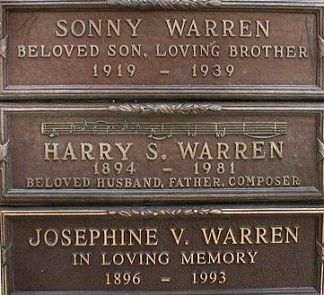 La tumba de Harry junto a su esposa y el hijo, Harry.