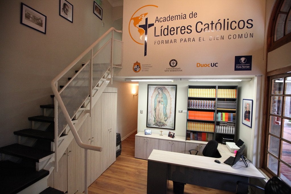 lideres_catolicos_academia