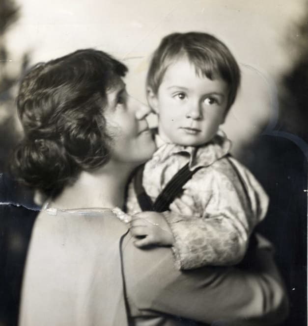Marie Stopes, con su hijo Harry