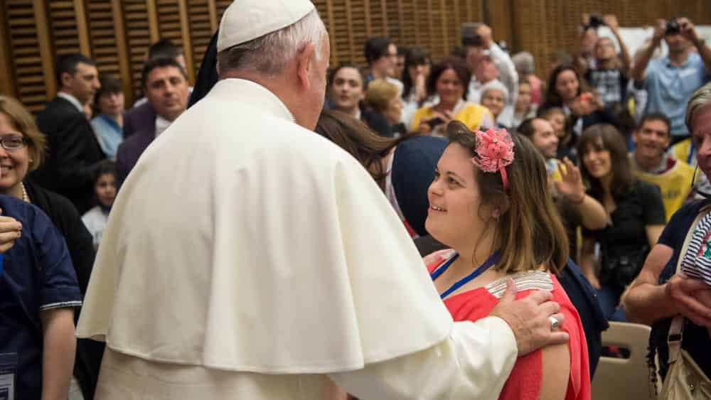 El Papa Francisco con niños discapacitados psíquicos