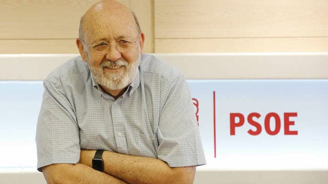 José Félix Tezanos es un veterano militante del PSOE al frente del CIS, desde que lo dirige salen resultados asombrosos