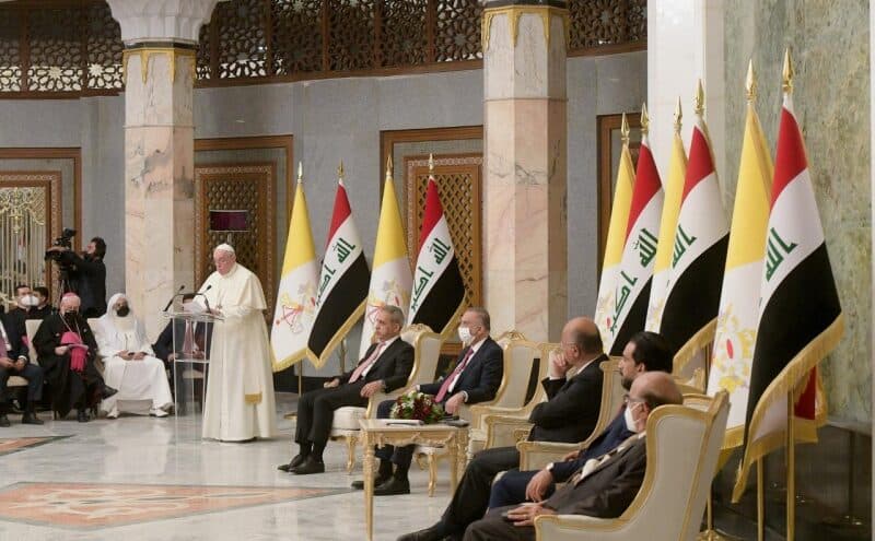 El Papa Francisco habla en su primer discurso a las autoridades en Bagdad