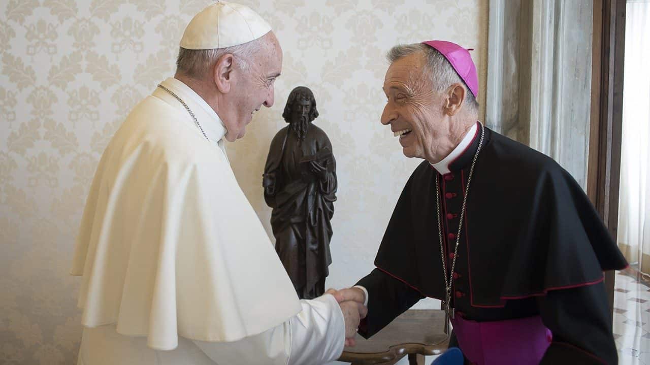 El cardenal Ladaria y el Papa Francisco