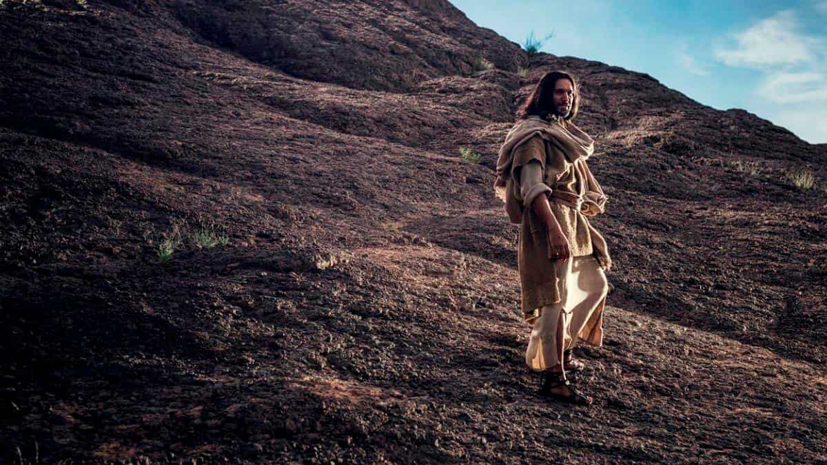 Jesús en la película Resurrection (Roma Downey)