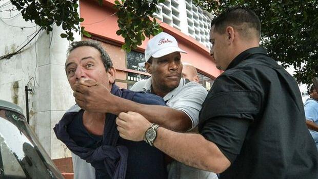 Detención en Cuba del opositor Yuri Valle Roca.