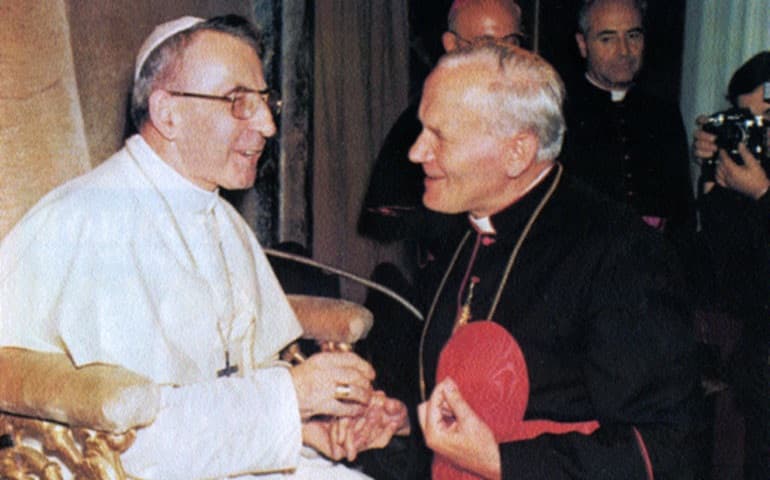 Wojtyla saluda a Juan Pablo I tras su elección como Papa