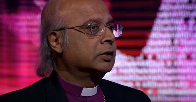 Con 72 años, el ex-obispo anglicano Nazir-Alí se hace católico